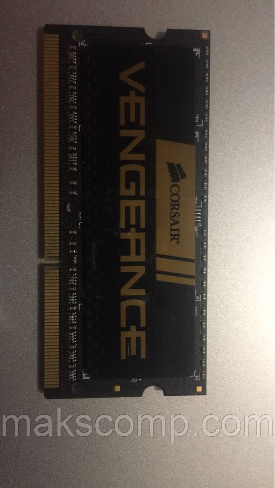 Пам'ять Corsair 4Gb So-DIMM PC3-12800S DDR3-1600 (CMSX4GX3M1A1600C9)