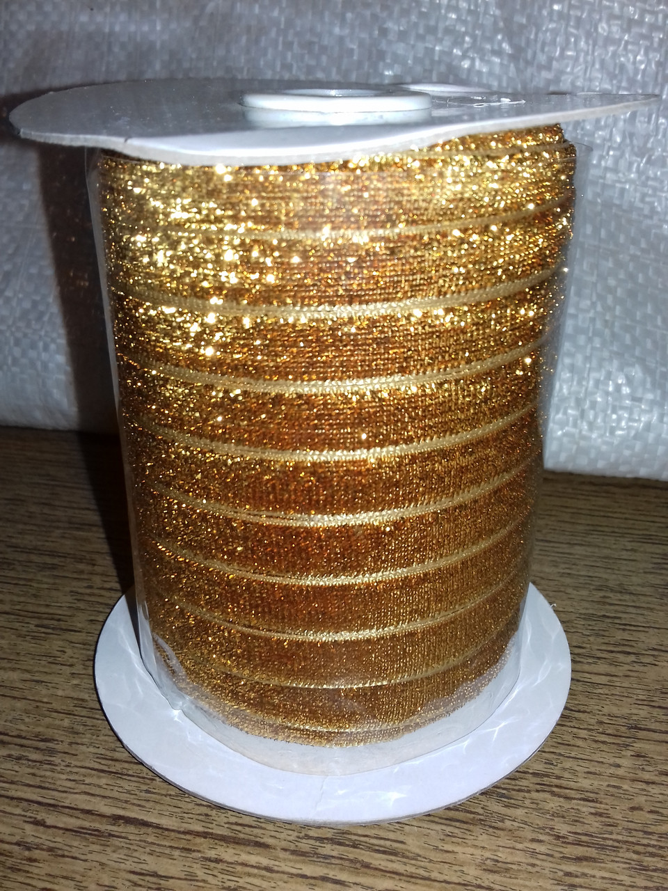 Купить Тесьма велюровая 1 см с люрексом 50 ярдов ( 45 м ) яркое золото ...