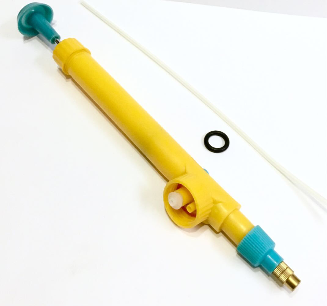 Насос-обприскувач на пляшку