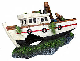 Декорація Trixie Boat Wreck для акваріума, рибальський човен, поліефірна смола, 15 см