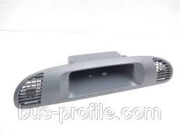Накладка передньої панелі (праворуч) на MB Sprinter