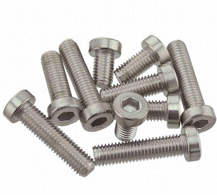 Гвинт М10 DIN 7984, ГОСТ 11738-84 з низькою циліндричною головкою, клас міцності 10.9