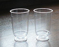 Чарки склоподібні з ніжкою 50мл 6шт/уп