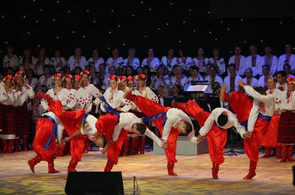 Віночки,шаровари та інши аксесуари