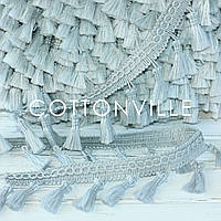 Тасьма з пензликами сріблясто-сіра