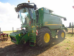 Зернозбиральний комбайн John Deere W 650 2013 рік