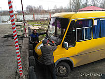 Замена лобового стекла БАЗ Дельфин 2215