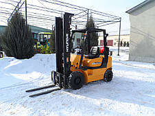 Газовий вилковий навантажувач 2,5 тонни Hyundai HLF25-5 б/у, фото 4