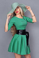Красивое стильное однотонное платье с клешной юбкой 42-44. зеленый, 46