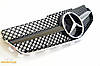 Решітка радіатора Mercedes C207 стиль AMG (чорний мат + хром рамка), фото 5
