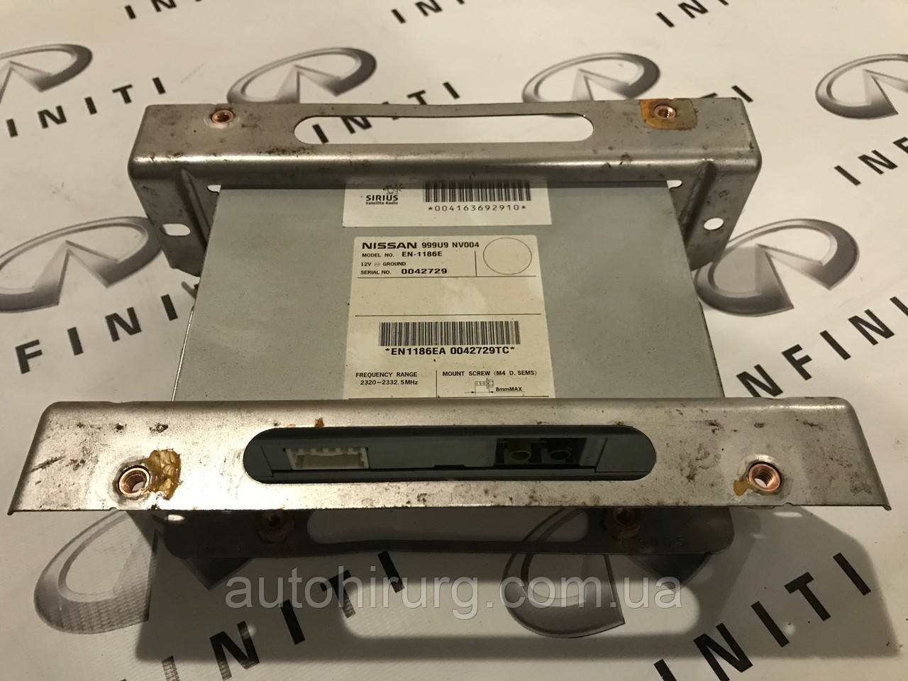 Супутникове радіо Infiniti QX56 999U9NV004 / 999U9NV003