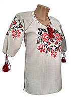 Підліткова вишита блуза для дівчинки з трояндами в етностичному стилі