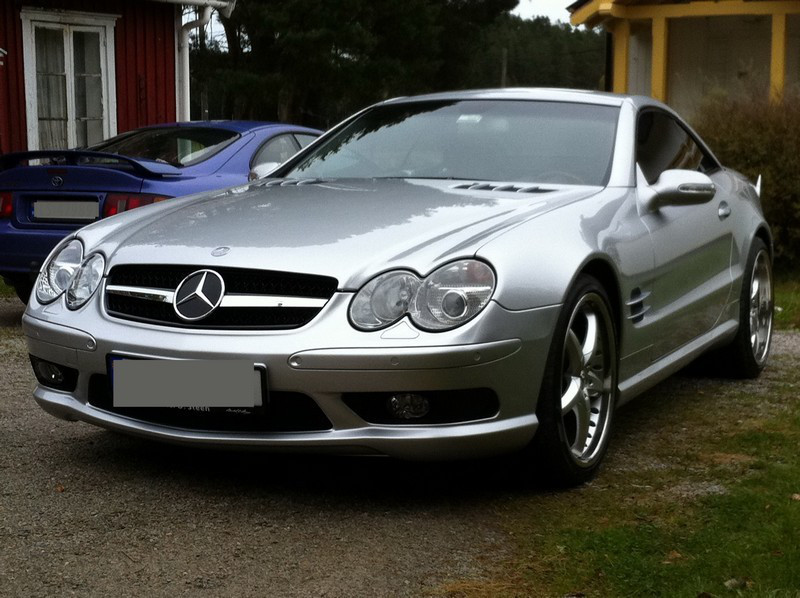 Решітка радіатора Mercedes SL R230 (01-06) стиль AMG (чорний глянц + хром)