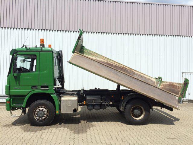 Самоскид Mercedes-Benz Actros 1836AK 4x4, фото 1