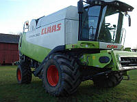 Зерноуборочный комбайн CLAAS Lexion 560 2005 год