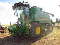 Зерноуборочный комбайн John Deere W 650 2013 год