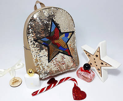 Жіночий рюкзак з двосторонніми паєтками і зіркою кавового кольору