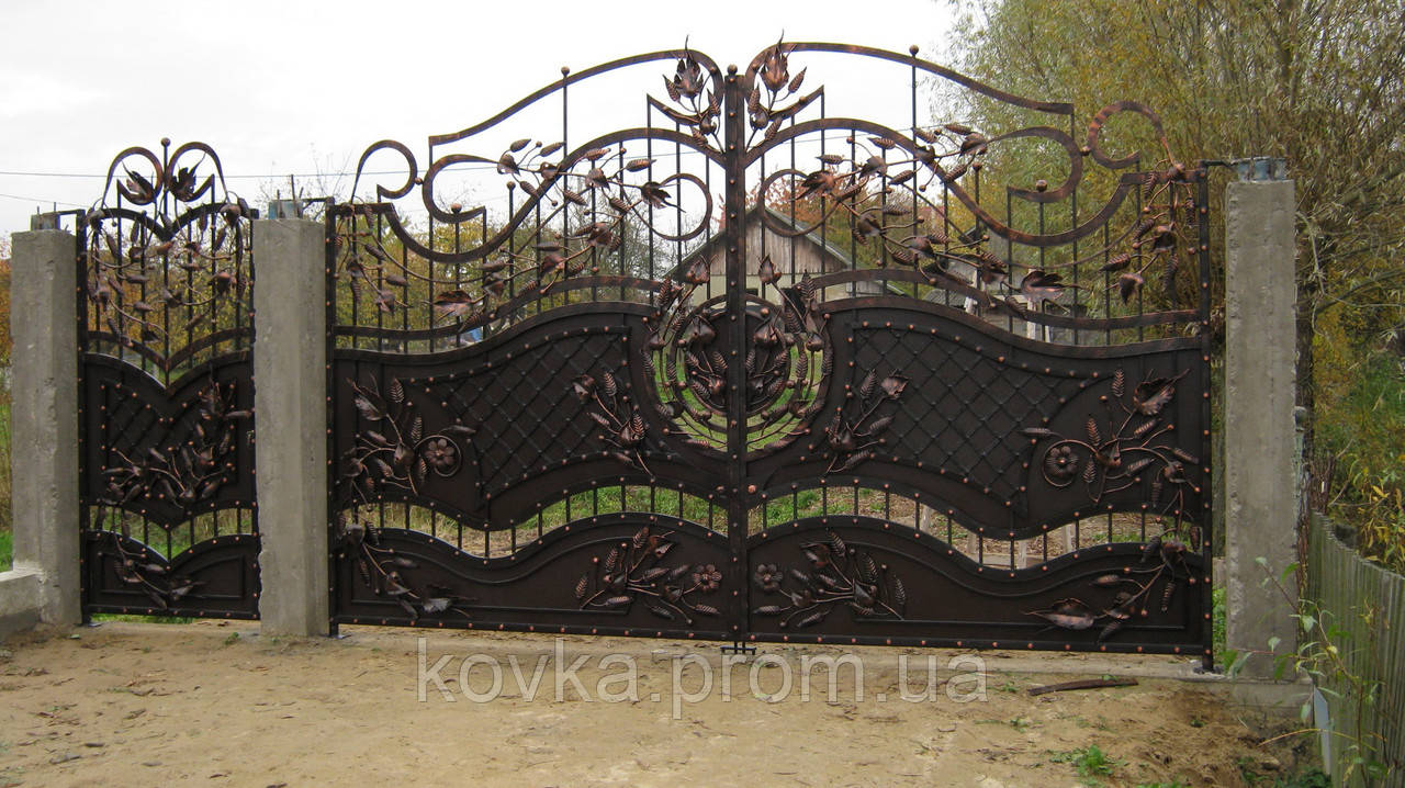Ворота кованые распашные с калиткой, код: 01014 - фото 2 - id-p5395314