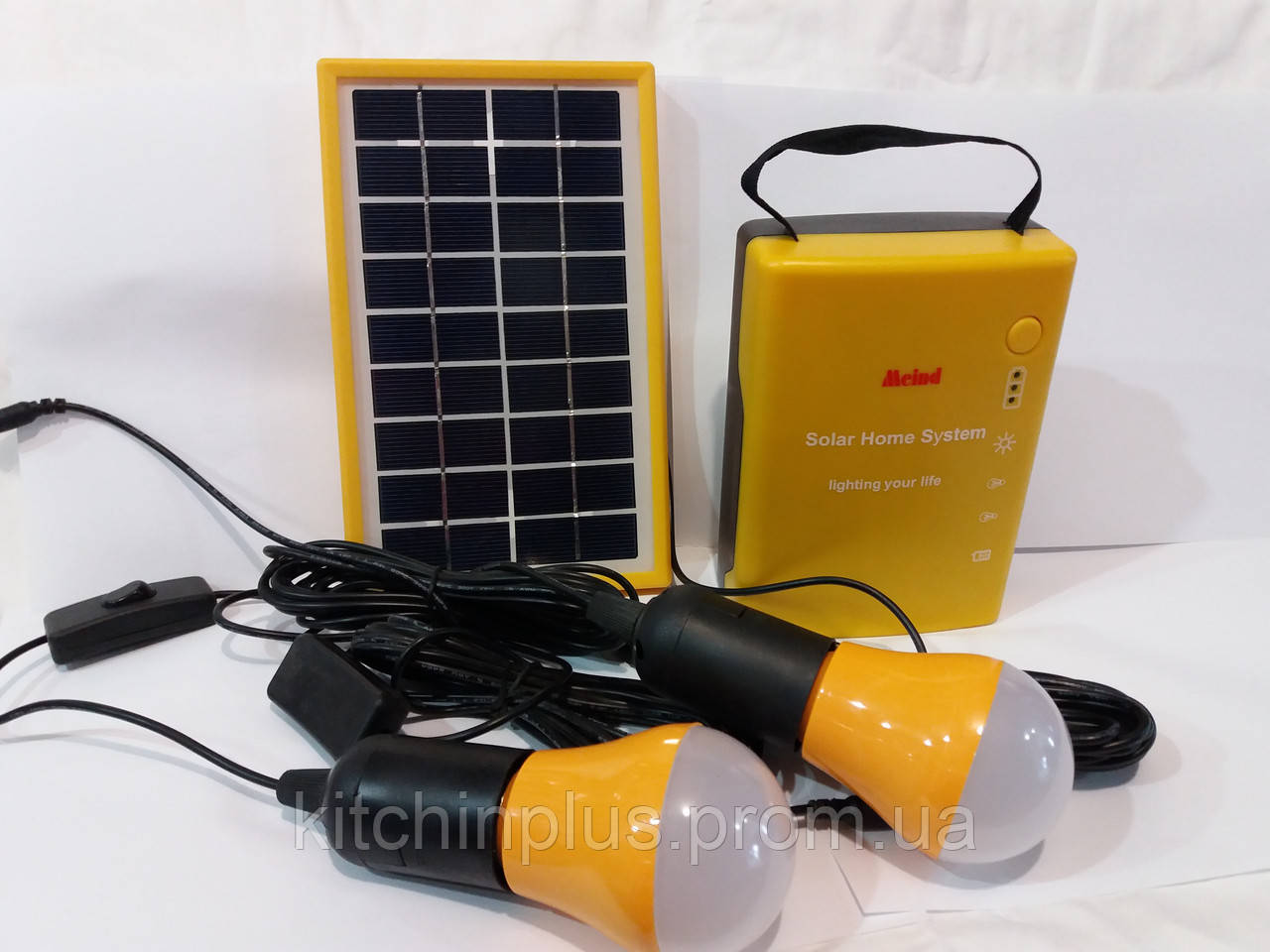 Портативний зарядний пристрій на сонячній батареї GC-601B