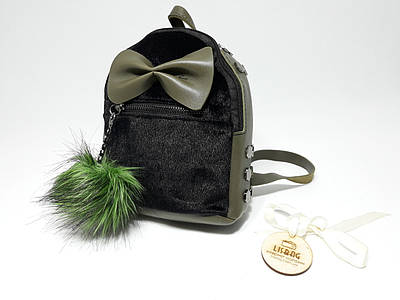Жіночий міні рюкзак з Метеликом на хутрі оливкового кольору