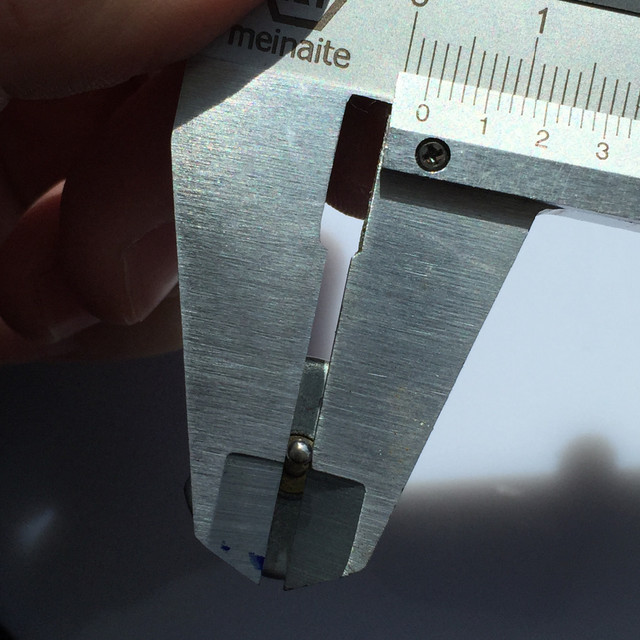 Моторчик для маникюрного фрезера 20*32 фото 3 Моторчик для маникюрного фрезера 20*32 диаметр вала 2 мм