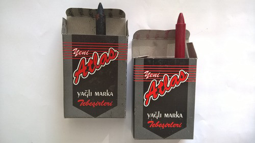 Восковый карандаш для заделки трещин и дефектов на коже цвет красный ...