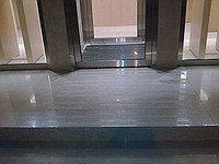 Стрічка антиковзна самоклейна прозора 50 мм