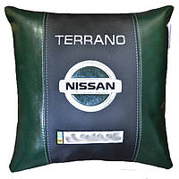 Подушка сувенир в автомобиль с логотипом марки авто ниссан Nissan