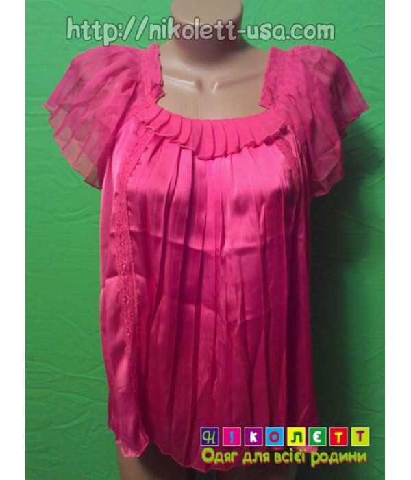 Блуза жіноча RUNWAY Рожева з рюшами