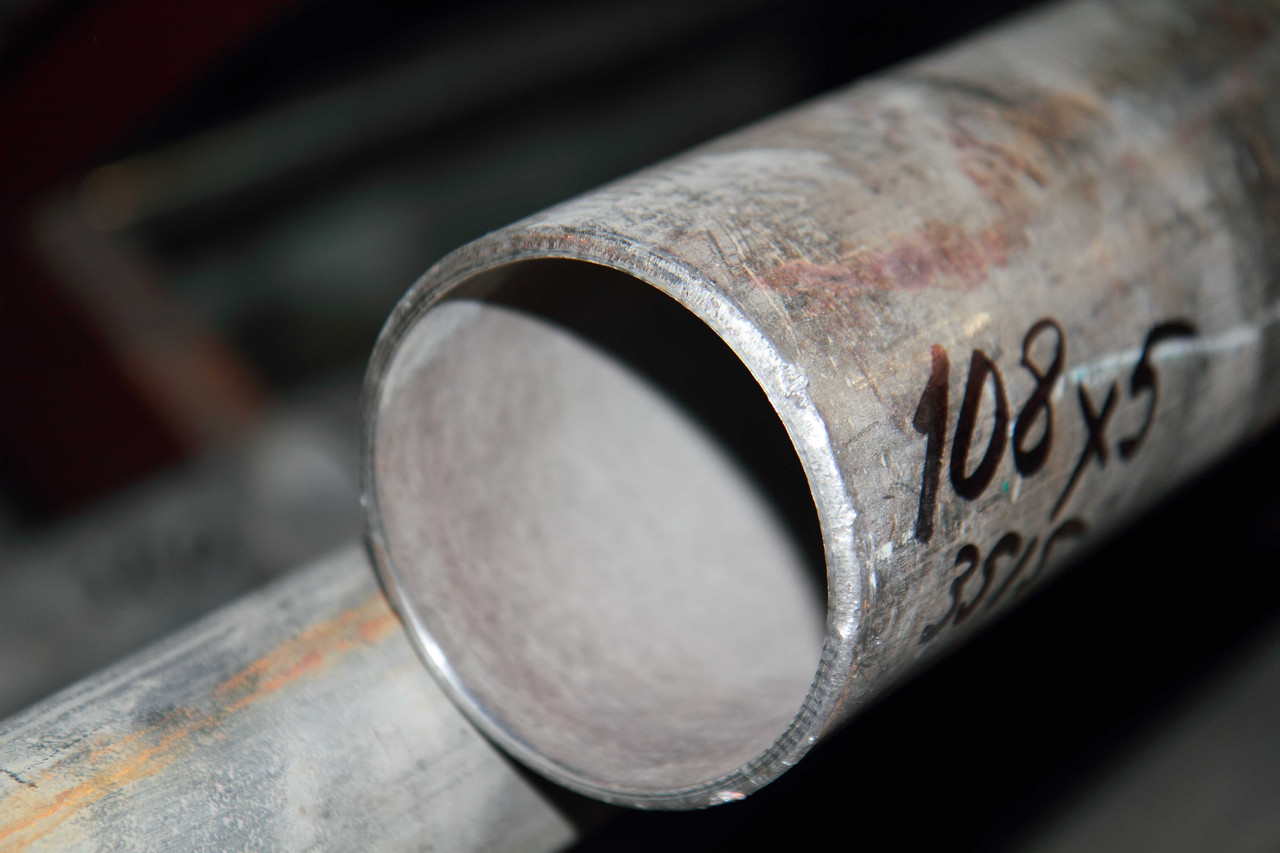 108х5 такий діаметр у труби неіржавкої 12х18н10т і 321сталь безшовний на складі , фото 1