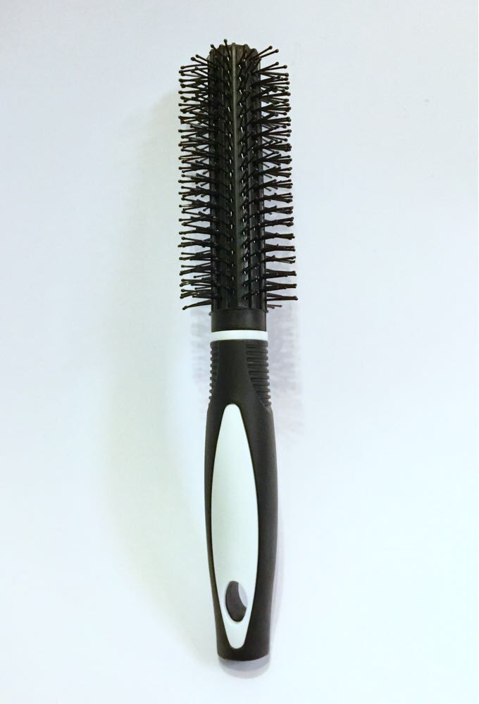Масажна кругла щітка для волосся