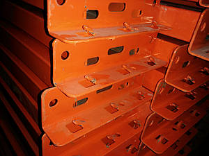 Палітний стелаж-бу. Траверса 2700 мм. бу( 3000 кг. на пару)