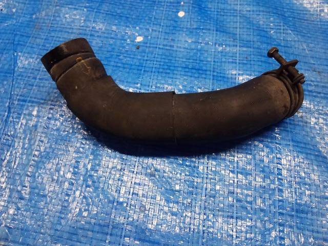 Патрубок насоса Subaru Outback, Legacy B13 03-08, 807615081