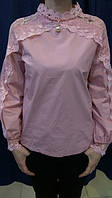 Женская хлопковая блуза пудра с гипюровыми вставками