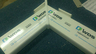 Кутова з'єднувальна заглушка універсальна для підвіконня Крафт (Kraft) білий