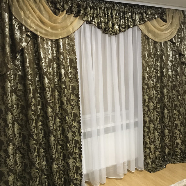 Шоколадний комплект штор із ламбрекеном із жакардової тканини "Барокко", люрекс