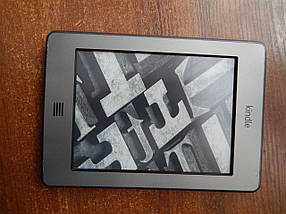 Електронна книга Amazon Kindle Touch+ чохол
