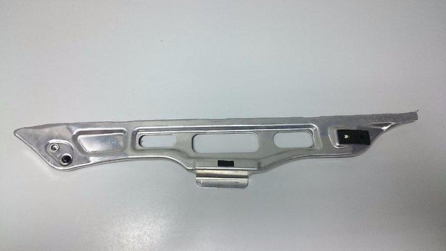 Кронштейн заднього бампера Subaru Outback, Legacy B13 03-08, 57717AG010