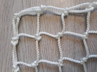 Захисно-загороджувальні капронові сітки, плетений шнур D-3,5 мм "Преміум"