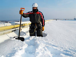 Очищення дахів від снігу, бурульок