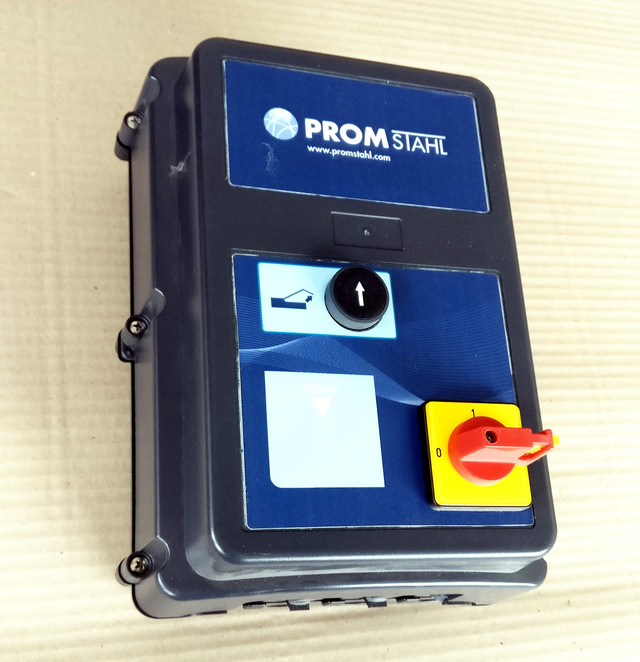 Блок управління доклевеллером Блок управління доклевеллером