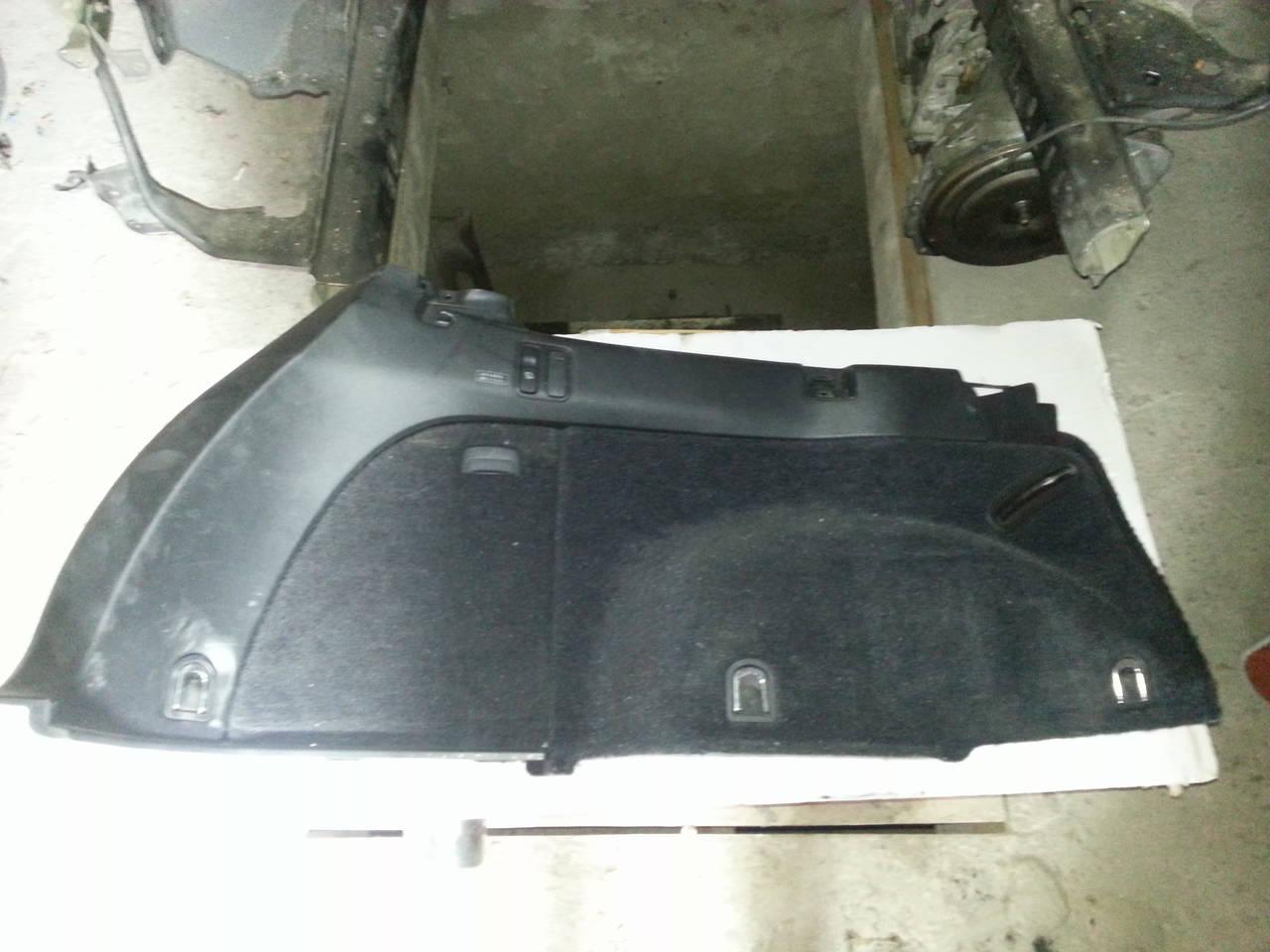 Обшивка багажника Subaru Legacy B13 03-08, 2.0, 94027AG011JC
