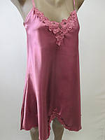 Атласні пеньюари для жінок.