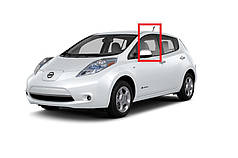 Скло бічне ліве переднє дверне (водьке) Nissan Leaf ZE0 / AZE0 / ZE1 (10-) 80301-3NA0A