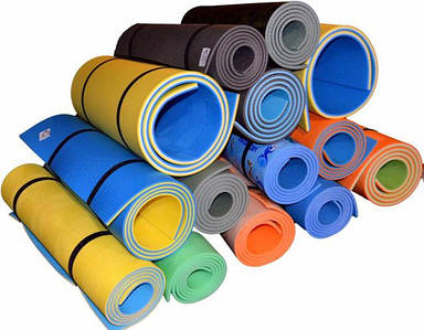 Килимки туристичні, каремати, сидіння, йога-мати