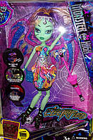 Шарнирные куклы Monster High
