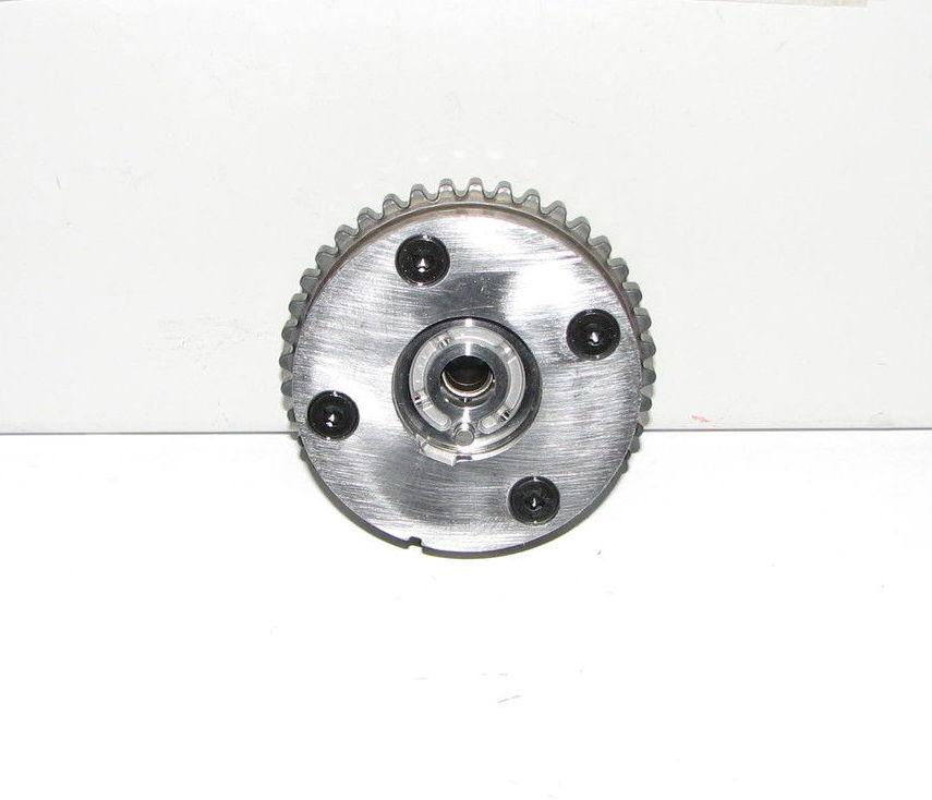 Шестірня впускного розподобала правій ГБЦ GM 12672483 A28NER A28NET Z28NEL Z28NET Z32SE A30XH OPEL ANTARA