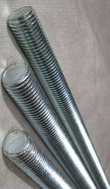 Шпилька різьбова М64 DIN 975 клас міцності 8.8