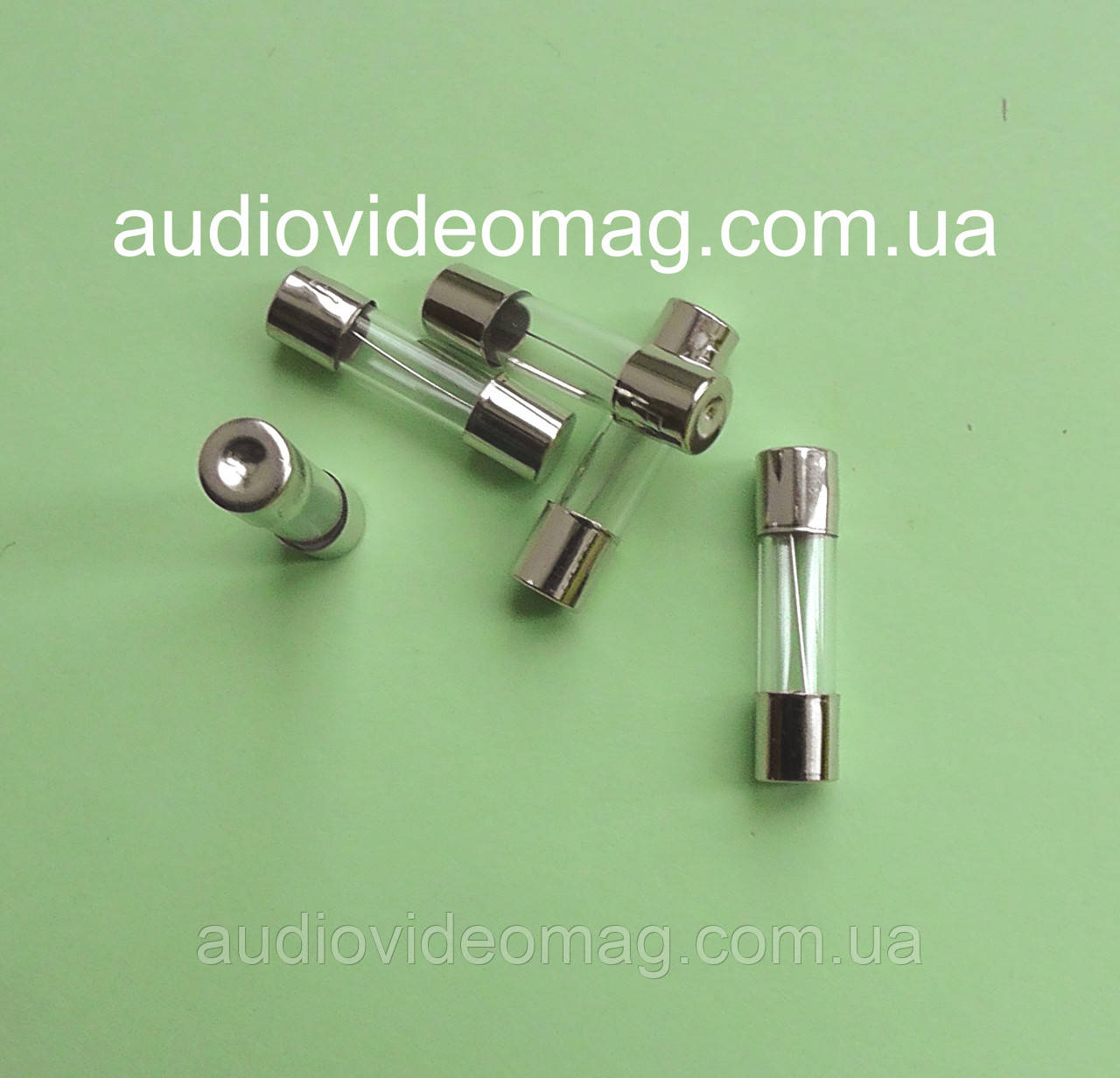 Запобіжник 2.5 А 250V 5 х 20 мм, скляний плавкий. Упаковка - 100 шт, фото 1