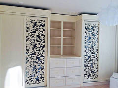 Шафа дерев'яна для спальні / передпокою / коридору Глорія , колір на вибір РКБ-Меблі